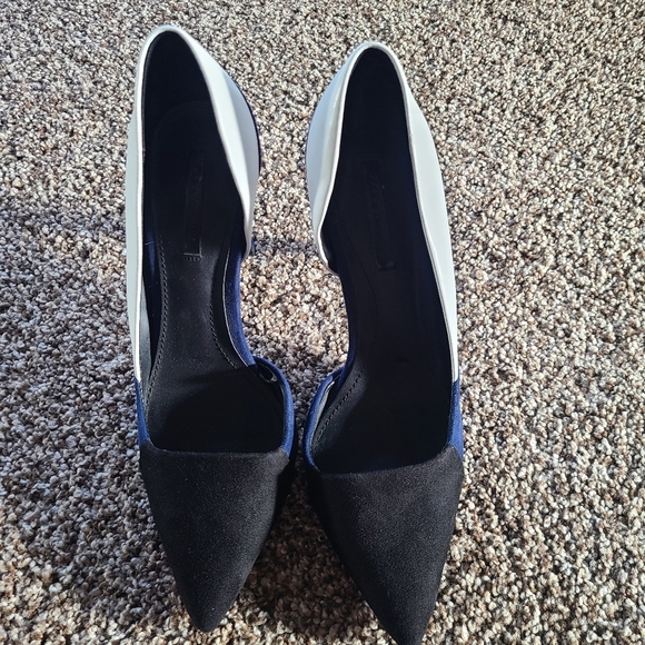 *ZARA* tricolor heels - Picture 4 of 4